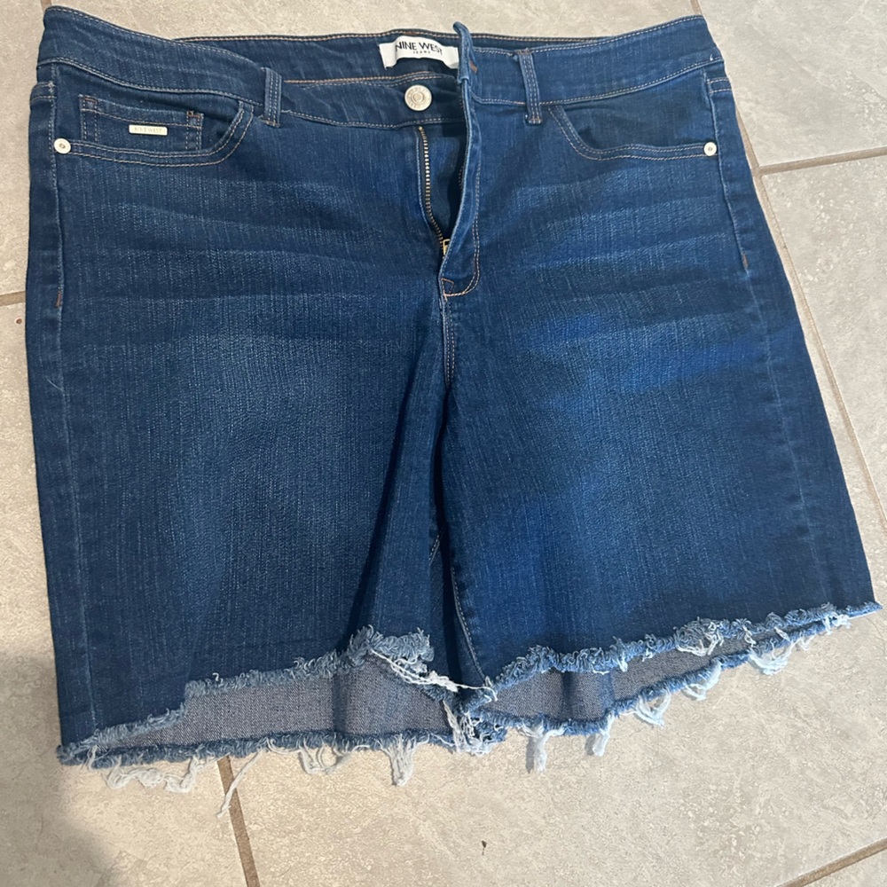Nine West shorts